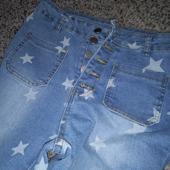 High waisted jeans with stars - Picture 2 of 4